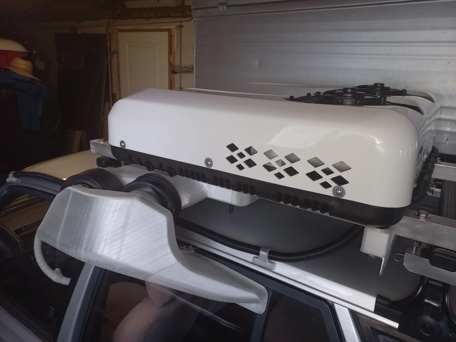 Raccord d’air imprimé en 3D pour climatisation sur Peugeot 305